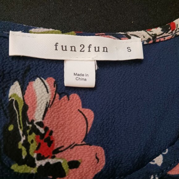 NEW Fun2fun Puff Sleeve Navy Multi Floral Tunic Blouse with Pleated Design, S - Picture 5 of 8